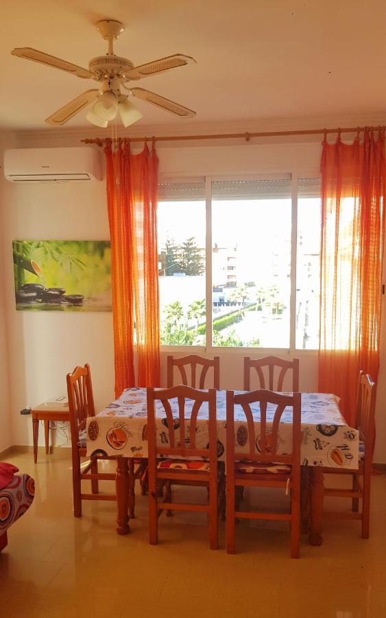 Apartamento Bonanza - 40 metros de la playa! Gandía Exterior foto
