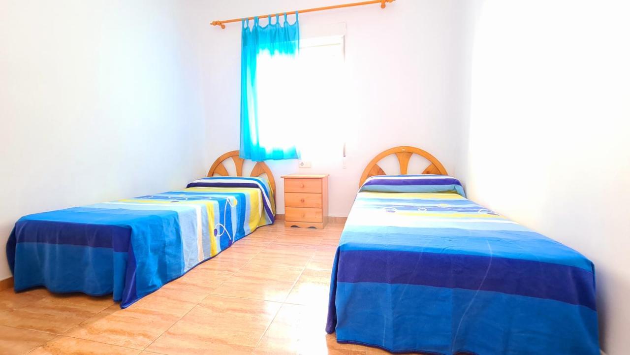 Apartamento Bonanza - 40 metros de la playa! Gandía Exterior foto